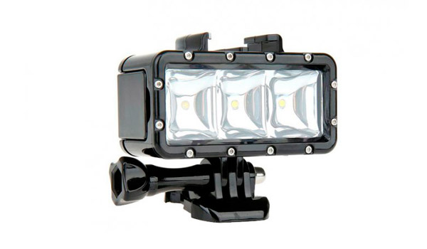 luce subacquea per gopro